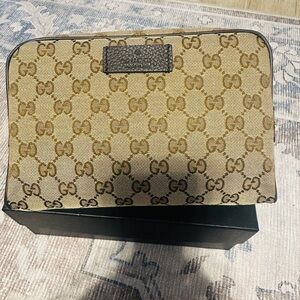Gucci White Dust Bag with Black Trim